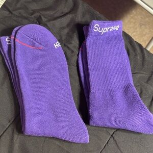 Supreme Vibrant Purple Casual Socks